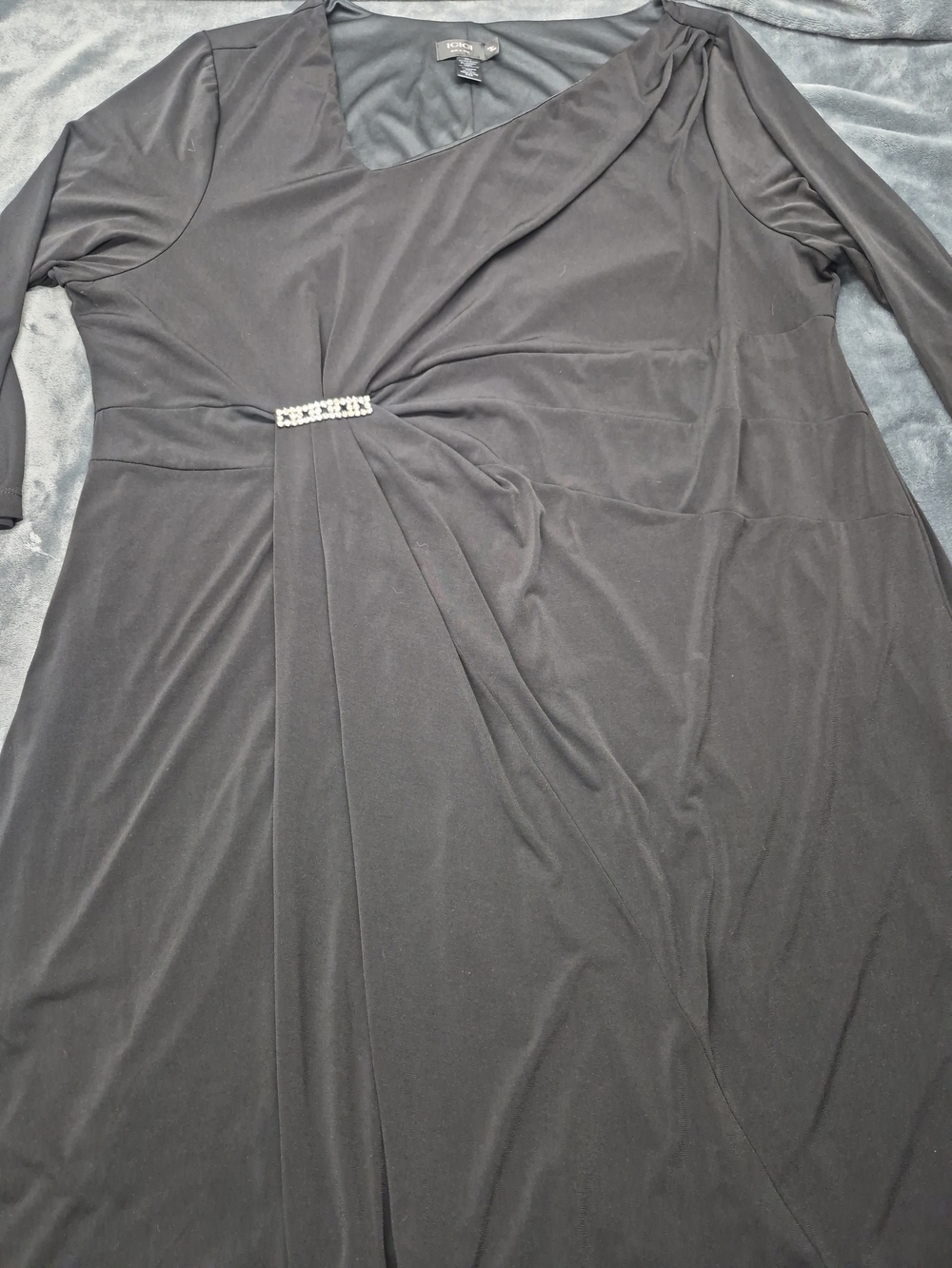 IGIGI Black Cocktail Dress Asymmetrical Neck Gathered  With Rhistone Bar 26/28